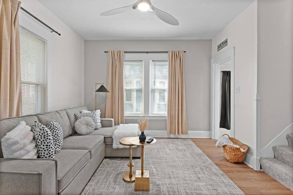 Charming Retreat In Cleveland Villa ภายนอก รูปภาพ