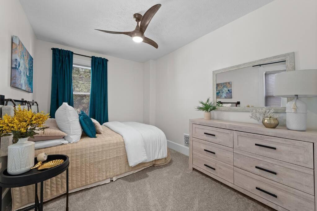 Charming Retreat In Cleveland Villa ภายนอก รูปภาพ